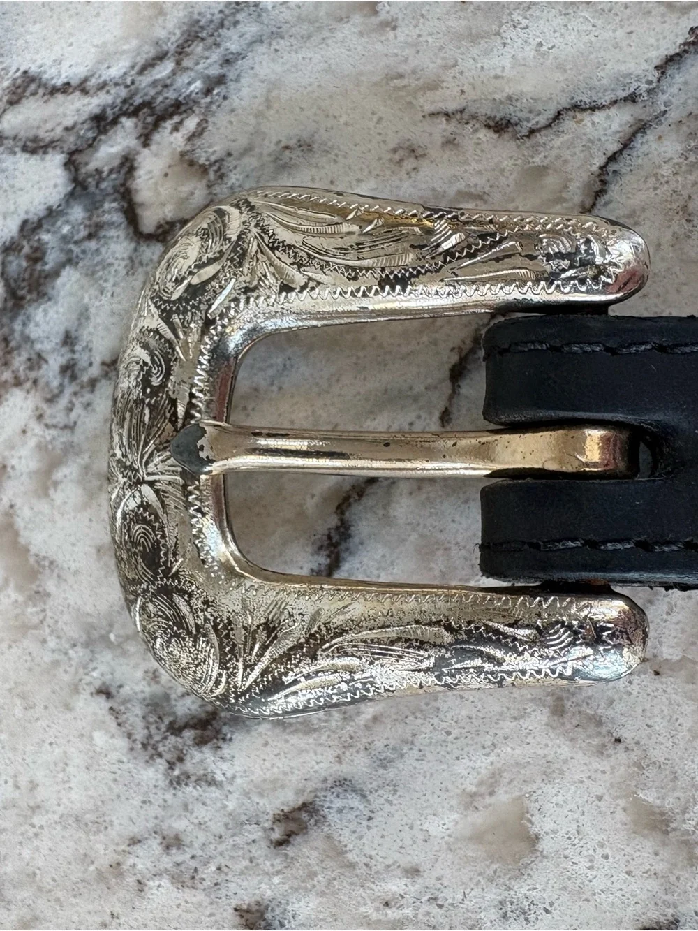 Women's Black Leather Link Belt with Silver-Tone Hardware